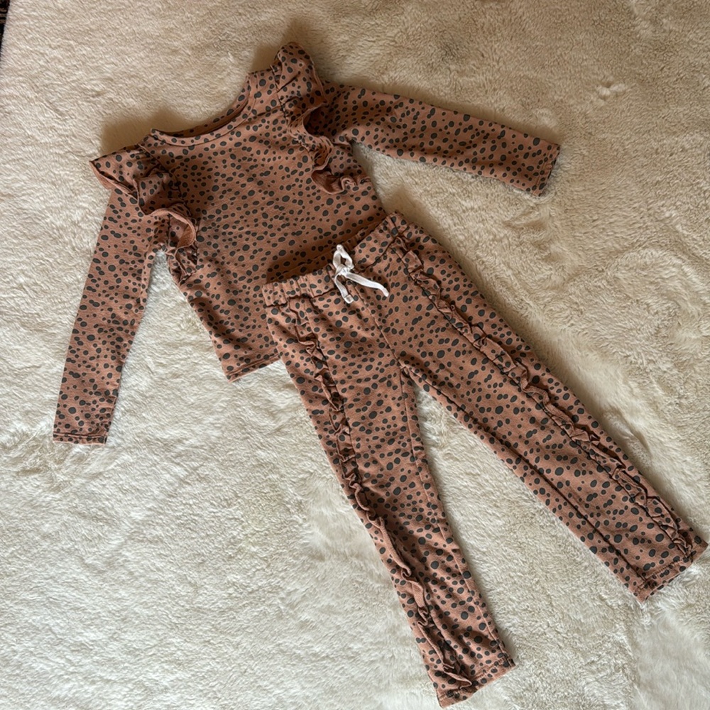Grayson Mini Leopard Top & Bottoms 5